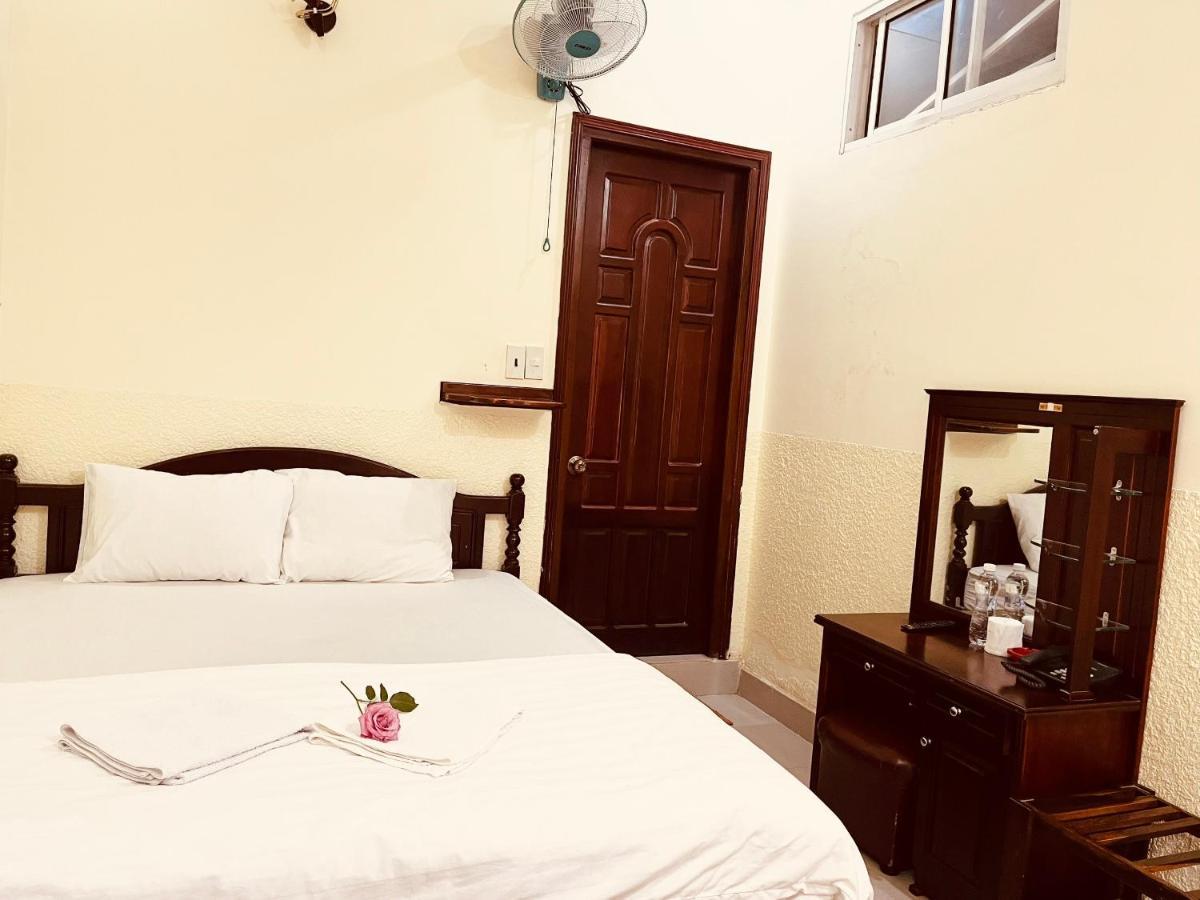 Hotel Khach San Xuan Quynh Da Lat Zewnętrze zdjęcie
