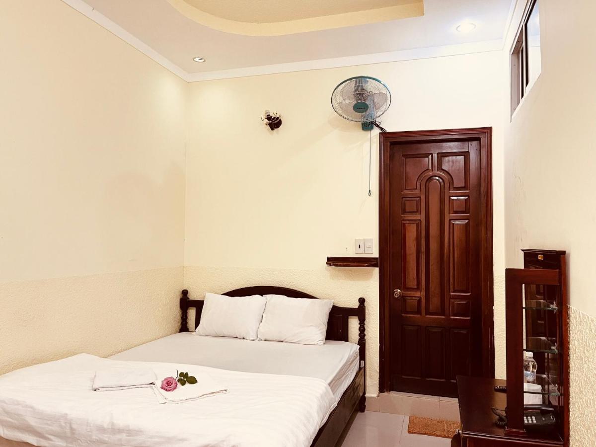 Hotel Khach San Xuan Quynh Da Lat Zewnętrze zdjęcie